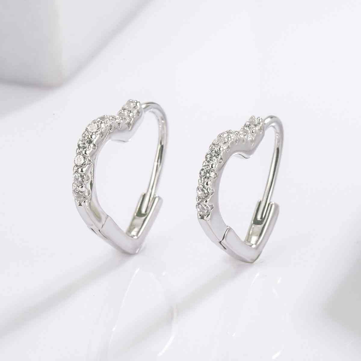 925 sterling silver zircon heart shape earrings, platinum-plated, delicate design.