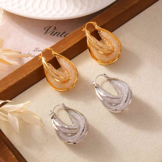 Copper Glass Stone U Shape Earrings with glass stone, platinum, 18K gold plating, and copper.