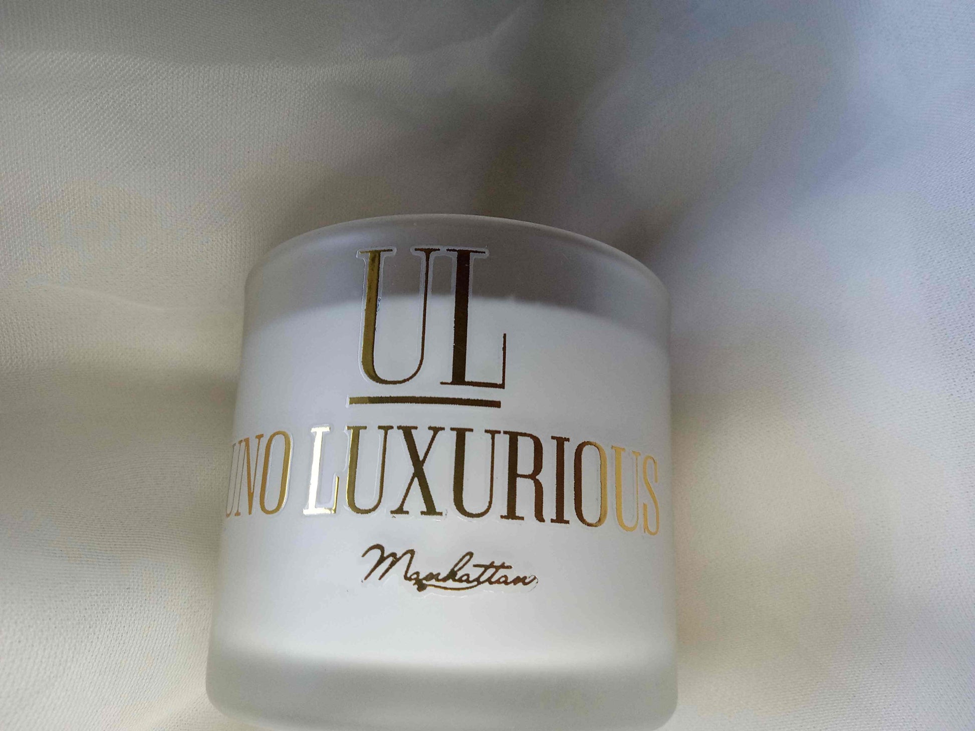 Manhattan Candle - UnoLuxurious 