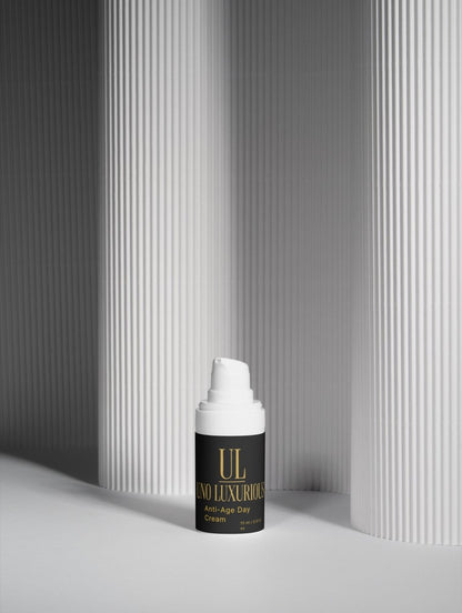 Luminous Clarity Ritual Collection - Uno LuxuriousCollagen Night Renewal